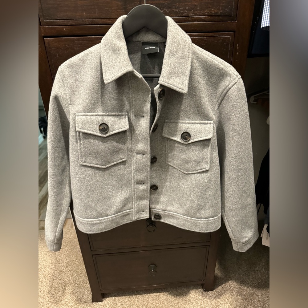 Vero Moda size XS grey jacket.